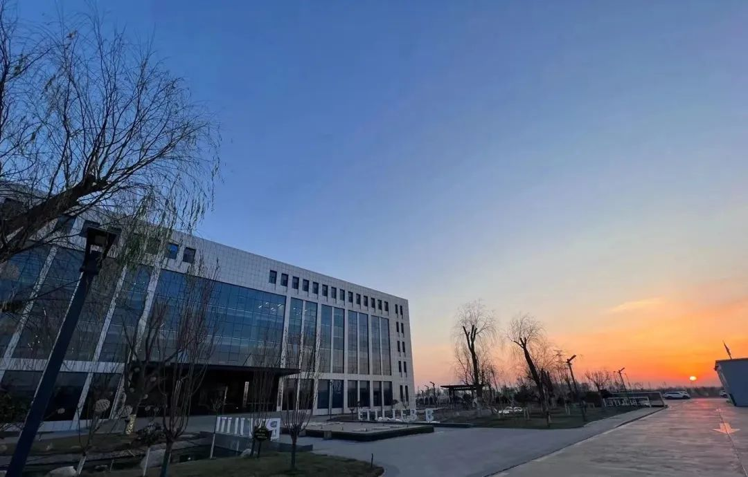 COVID-19 dönmeye devam ediyor ama sevgi ve sıcaklık hala burada 